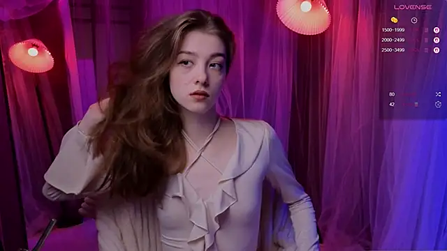 Snapshot of AstraMist chatting on November 20, 8:47 am AstraMist online show from November 20, 8:47 am