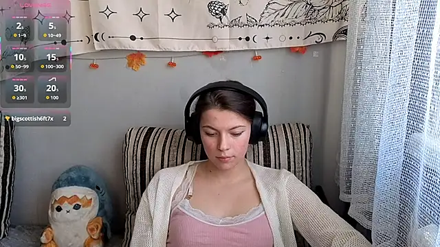 Snapshot of CutieAnny chatting on November 21, 4:55 am CutieAnny online show from November 21, 4:55 am