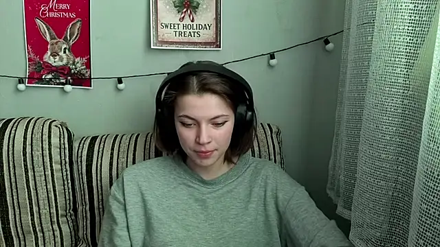 Snapshot of CutieAnny chatting on January 16, 6:50 am CutieAnny online show from January 16, 6:50 am