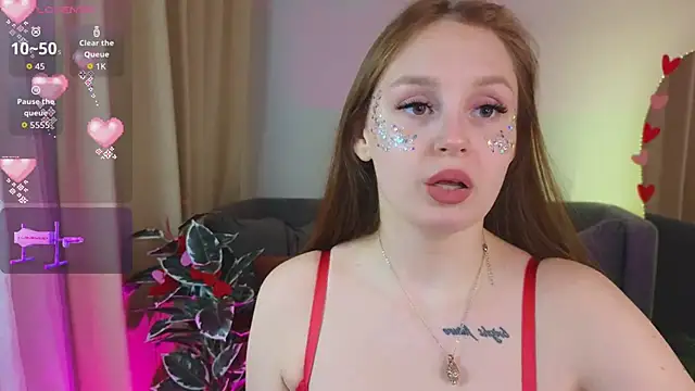 Snapshot of HoneyLace_ chatting on February 14, 1:52 pm HoneyLace online show from February 14, 1:52 pm