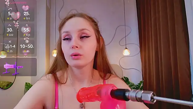 Snapshot of HoneyLace_ chatting on March 28, 3:33 pm HoneyLace online show from March 28, 3:33 pm