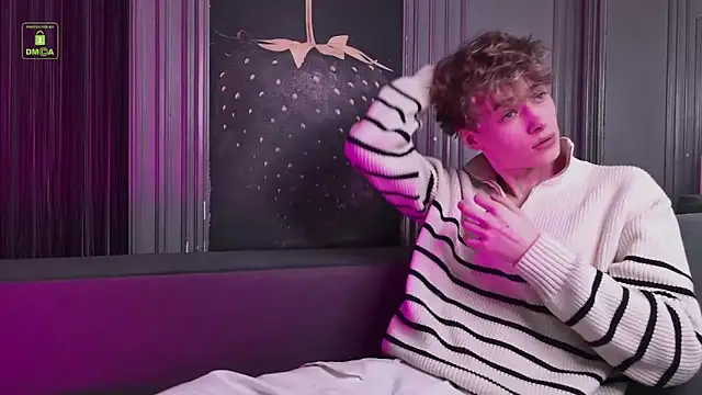 Snapshot of Kevin_Garsia chatting on March 16, 8:24 pm Kevin Garsia online show from March 16, 8:24 pm