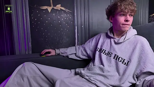 Snapshot of Kevin_Garsia chatting on April 15, 8:31 pm Kevin Garsia online show from April 15, 8:31 pm