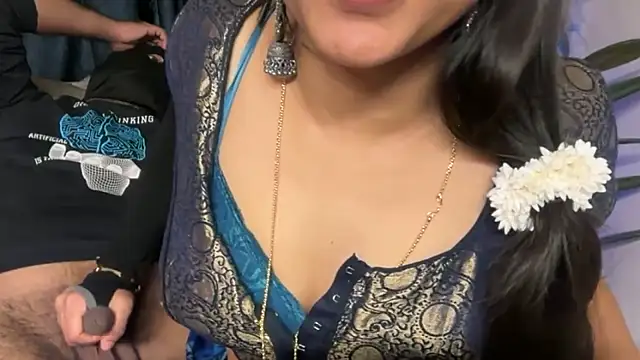 hot spicey online show from June 1, 3:25 pm