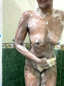 zaracollins01 online show from October 11, 3:21 pm