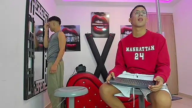 Snapshot of GRETTY_BOYS chatting on September 25, 7:23 am GRETTY BOYS online show from September 25, 7:23 am