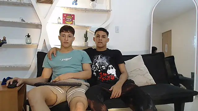 Snapshot of GRETTY_BOYS chatting on October 13, 7:19 am GRETTY BOYS online show from October 13, 7:19 am