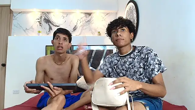 LONDON BOYS1 online show from October 28, 1:20 am