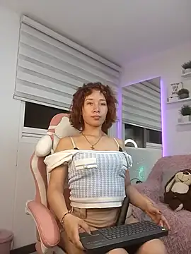 Snapshot of Charlotte_morhh chatting on September 23, 3:20 am Charlotte morhh online show from September 23, 3:20 am