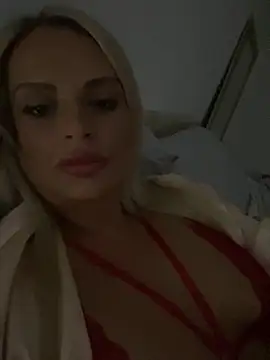 Seductive-SkyeXXX online show from October 9, 9:57 pm