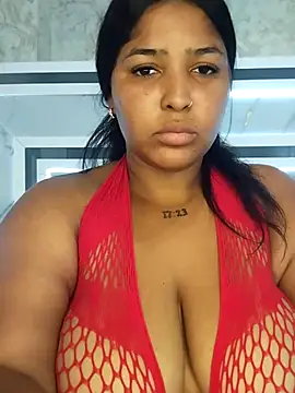 JuliethaVillalobos online show from September 26, 11:09 pm