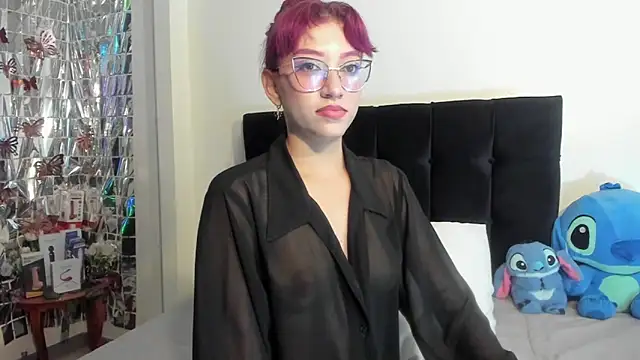 sophia arevalo online show from May 9, 1:44 am