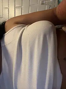 Snapshot of Franchiigtita chatting on November 19, 3:39 am Franchiigtita online show from November 19, 3:39 am