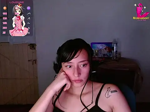 paola    online show from September 17, 5:31 am