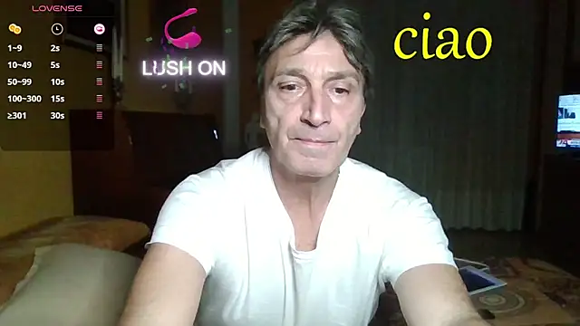 Snapshot of lattediyak chatting on December 3, 1:35 am lattediyak online show from December 3, 1:35 am