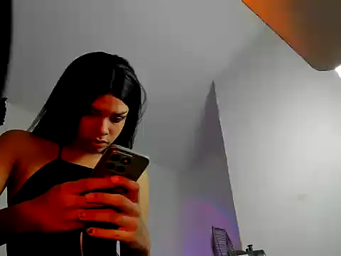 calliedemon  online show from May 3, 6:58 pm
