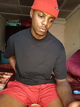 Snapshot of Hluga_25 chatting on November 14, 4:22 am Hluga 25 online show from November 14, 4:22 am