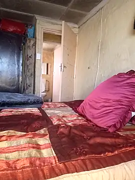 Snapshot of Hluga_25 chatting on November 20, 4:01 am Hluga 25 online show from November 20, 4:01 am