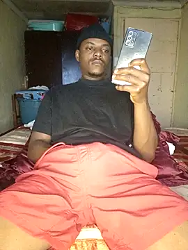 Snapshot of Hluga_25 chatting on December 4, 4:00 am Hluga 25 online show from December 4, 4:00 am