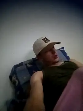 DebutingPathway online show from November 25, 10:59 am