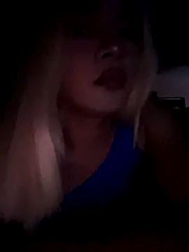 Snapshot of sissielil chatting on September 23, 3:48 pm sissielil online show from September 23, 3:48 pm