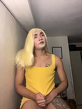 Snapshot of sissielil chatting on September 24, 8:50 am sissielil online show from September 24, 8:50 am