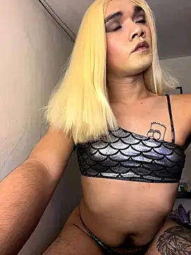 Snapshot of sissielil chatting on October 2, 5:20 pm sissielil online show from October 2, 5:20 pm