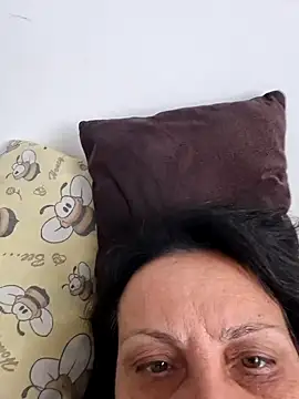 Snapshot of jessyca_ chatting on October 2, 9:05 am jessyca online show from October 2, 9:05 am