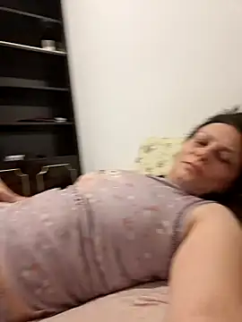 Snapshot of jessyca_ chatting on October 21, 8:20 pm jessyca online show from October 21, 8:20 pm