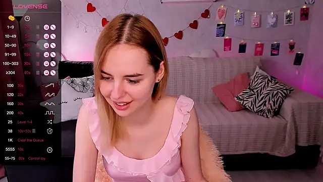 LillianShine online show from May 15, 8:54 am
