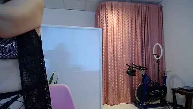 Manuela lara  online show from November 21, 2:38 pm