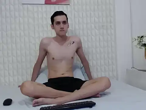 LuigiMarchetti online show from September 27, 7:41 pm