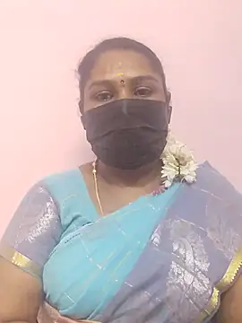 Snapshot of Tamil_Azhaghi25 chatting on September 11, 4:40 pm Tamil Azhaghi25 online show from September 11, 4:40 pm