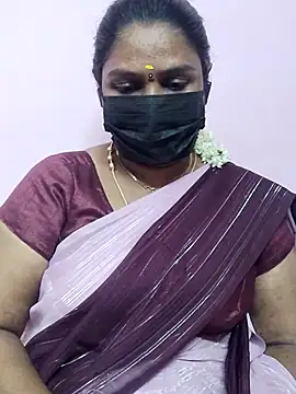 Snapshot of Tamil_Azhaghi25 chatting on September 18, 4:42 pm Tamil Azhaghi25 online show from September 18, 4:42 pm