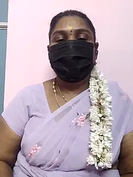 Snapshot of Tamil_Azhaghi25 chatting on September 30, 4:45 pm Tamil Azhaghi25 online show from September 30, 4:45 pm