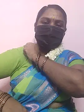 Snapshot of Tamil_Azhaghi25 chatting on October 3, 5:21 pm Tamil Azhaghi25 online show from October 3, 5:21 pm