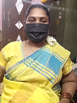 Snapshot of Tamil_Azhaghi25 chatting on October 4, 5:22 pm Tamil Azhaghi25 online show from October 4, 5:22 pm