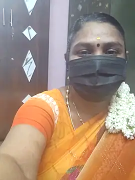 Snapshot of Tamil_Azhaghi25 chatting on October 8, 5:21 pm Tamil Azhaghi25 online show from October 8, 5:21 pm