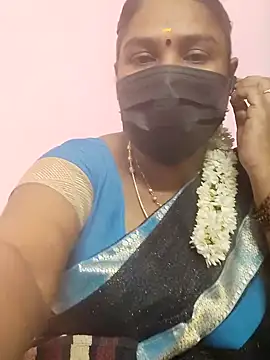 Snapshot of Tamil_Azhaghi25 chatting on October 9, 5:33 pm Tamil Azhaghi25 online show from October 9, 5:33 pm