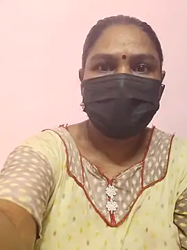 Snapshot of Tamil_Azhaghi25 chatting on October 15, 1:44 pm Tamil Azhaghi25 online show from October 15, 1:44 pm