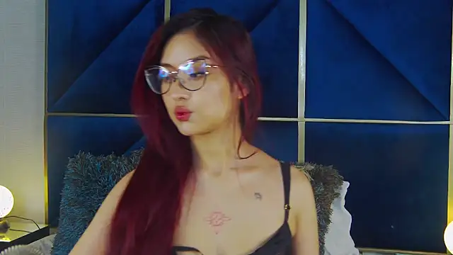 Ivanna Teaser online show from February 3, 8:36 pm