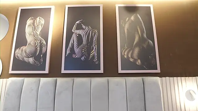 Tayler Kim online show from January 15, 6:44 pm