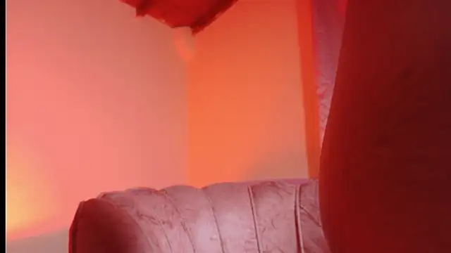 Snapshot of Gema_shiny chatting on November 7, 10:32 pm Gema shiny online show from November 7, 10:32 pm