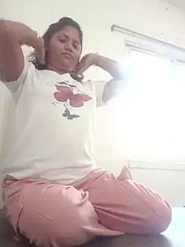 Snapshot of Pussi99 chatting on November 4, 9:19 am Pussi99 online show from November 4, 9:19 am