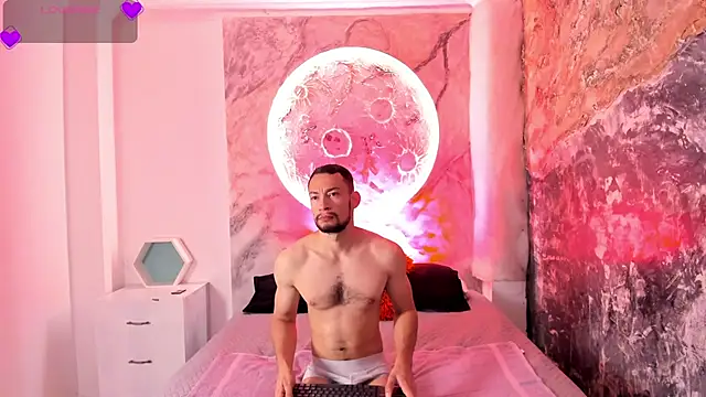 Snapshot of TyagoRoberts chatting on September 21, 12:51 pm TyagoRoberts online show from September 21, 12:51 pm