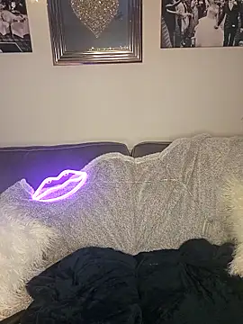 DeliciousDeeX online show from February 2, 12:59 pm