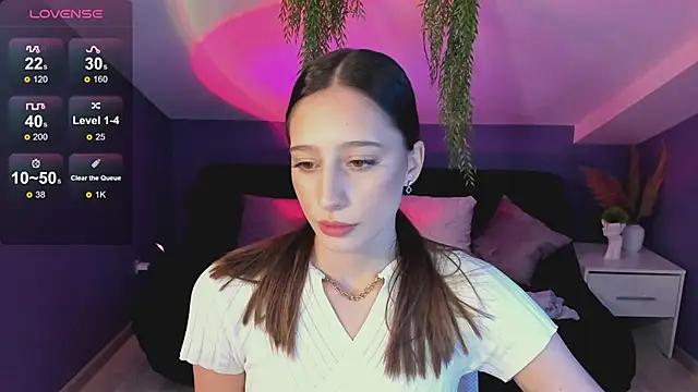 Snapshot of RioEstrella chatting on September 18, 2:30 pm RioEstrella online show from September 18, 2:30 pm