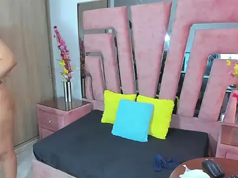 Snapshot of MaraKarly chatting on March 24, 6:57 pm MaraKarly online show from March 24, 6:57 pm