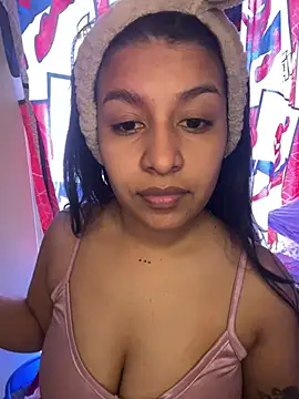  Chloe Smith online show from May 21, 5:09 pm