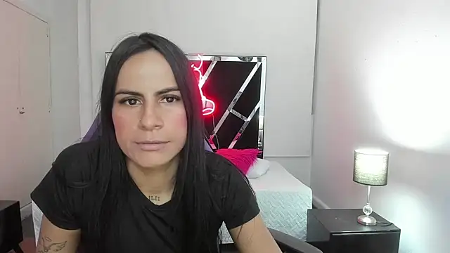 charlotthe ee online show from September 22, 6:43 pm